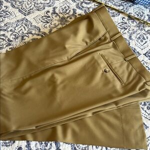 Classic Men's Khaki Chinos